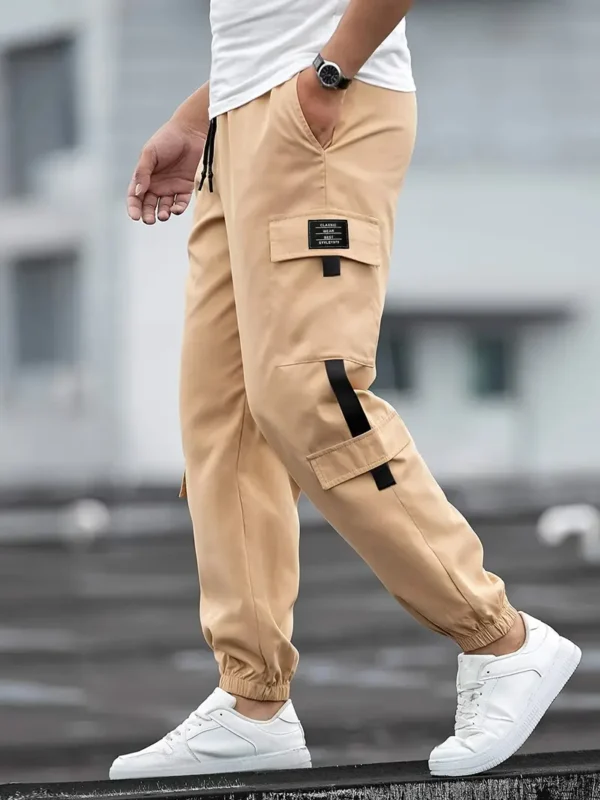 Pantalon cargo tendance pour garçon Pantalon cargo tendance pour garçon, couleur unie, coupe ample, vêtements de travail décontractés 16 octobre 2024 Kotazando