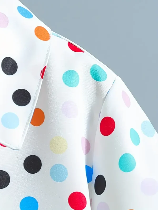 Chemise créative à pois colorés pour garçons Chemise créative à pois colorés pour garçons, hauts décontractés à manches courtes et revers, vêtements pour garçons pour l'été en plein air 13 octobre 2024 Kotazando