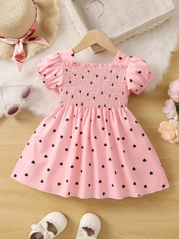 Robe tunique à imprimé cœur adorable pour filles Robe tunique à imprimé cœur adorable pour filles, Parfait pour les fêtes et les anniversaires octobre 17, 2024 Kotazando