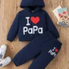 Tenue décontractée J'AIME PAPA Tenue décontractée « J'AIME PAPA », Ensemble 2 pièces pour bébé garçon avec sweat à capuche et pantalon de sport 9 octobre 2024 Kotazando