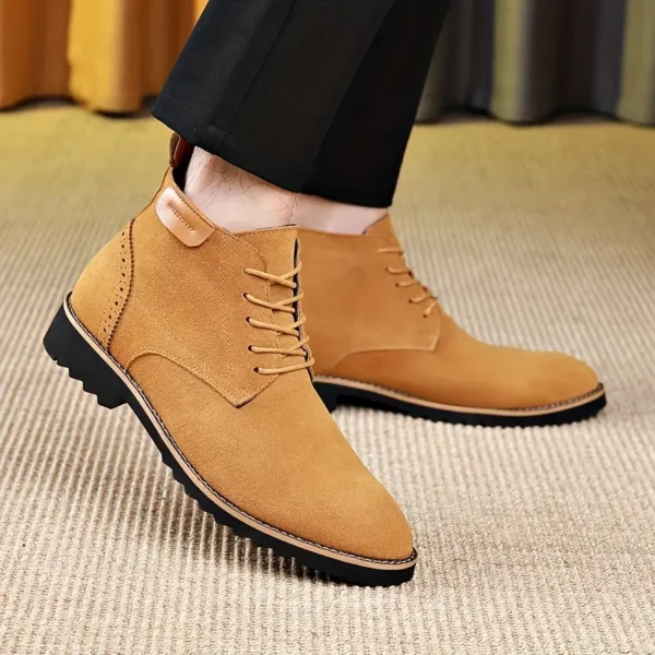 Bottines décontractées à bout pointu pour hommes Bottines décontractées à bout pointu pour hommes, chaussures de marche à lacets antidérapantes pour l'extérieur, le printemps, l'automne et l'hiver 3 octobre 2024 Kotazando