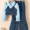 Ensemble 3 pièces pour fille Ensemble 3 pièces pour fille, haut élégant de couleur unie avec col, barboteuse courte en jean tendance avec ornements et jean en tissu tissé avec détails à franges, mélange de polyester, mélange de coton 19 octobre 2024 Kotazando