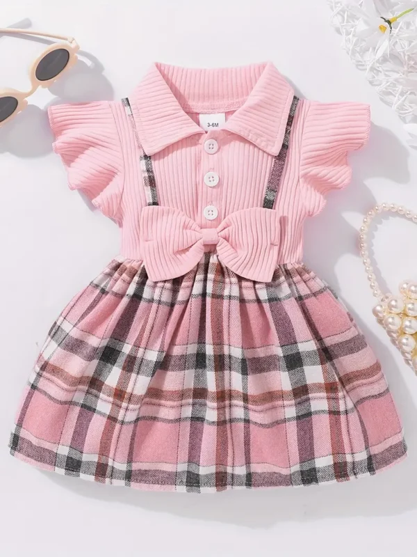 Robe décontractée à carreaux avec nœud papillon et manches flottantes pour fille Robe décontractée à carreaux avec nœud papillon et manches flottantes pour fille, robe à coutures tendance, vêtements d'été en coton pour tout-petits et enfants 17 octobre 2024 Kotazando