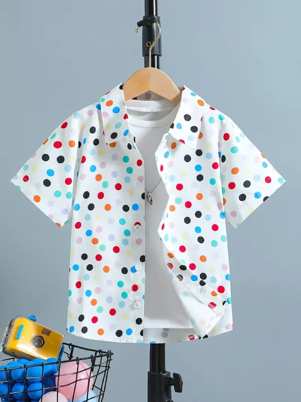 Chemise créative à pois colorés pour garçons Chemise créative à pois colorés pour garçons, hauts décontractés à manches courtes et revers, vêtements pour garçons pour l'été en plein air 13 octobre 2024 Kotazando