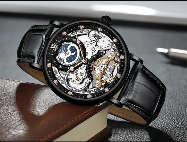 Montre Homme Homme Montre Homme Homme, Montre Homme Creuse Double Face, Montre Mécanique Automatique, Tourbillon Mode Fonction Deux Heures Strass, Lumineux Étanche, Bracelet Cuir PU Montre, Choix Idéal pour Cadeaux 4 octobre 2024 Kotazando