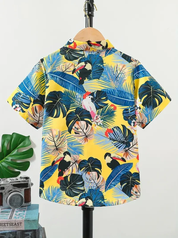 Chemise créative à imprimé feuilles tropicales d'été pour garçons Chemise créative à imprimé feuilles tropicales d'été pour garçons, hauts décontractés à manches courtes et revers, vêtements pour garçons pour l'été en plein air octobre 13, 2024 Kotazando