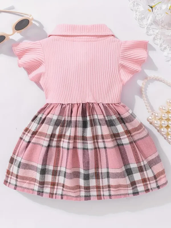 Robe décontractée à carreaux avec nœud papillon et manches flottantes pour fille Robe décontractée à carreaux avec nœud papillon et manches flottantes pour fille, robe à coutures tendance, vêtements d'été en coton pour tout-petits et enfants 17 octobre 2024 Kotazando