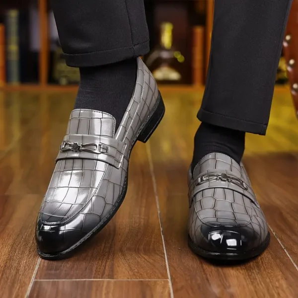 Chaussures habillées à enfiler de style professionnel pour hommes de grande taille, semelles en caoutchouc antidérapantes confortables, chaussures de bureau décontractées, chaussures pour hommes – Image 5