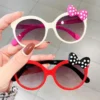 Lunettes tendance 2024 Lunettes tendance 2024, lunettes à nœud papillon brillantes, jolies lunettes de chat, accessoires photo mignons, lunettes décoratives, cadeau parfait pour garçons et filles novembre 12, 2024 Kotazando