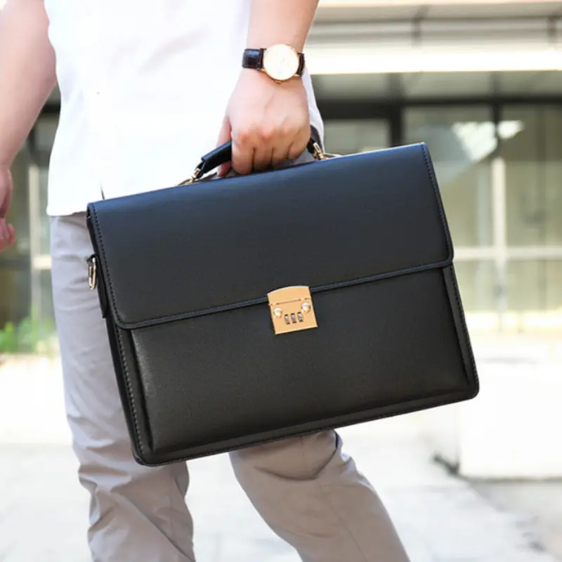 Mallette d'affaires élégante pour homme avec verrouillage par mot de passe, bandoulière réglable et compartiment pour tablette, Sac à main en similicuir imperméable pour le travail et le bureau 13 Mallette d'affaires élégante pour homme avec verrouillage par mot de passe, bandoulière réglable et compartiment pour tablette, Sac à main en similicuir imperméable pour le travail et le bureau – Image 12