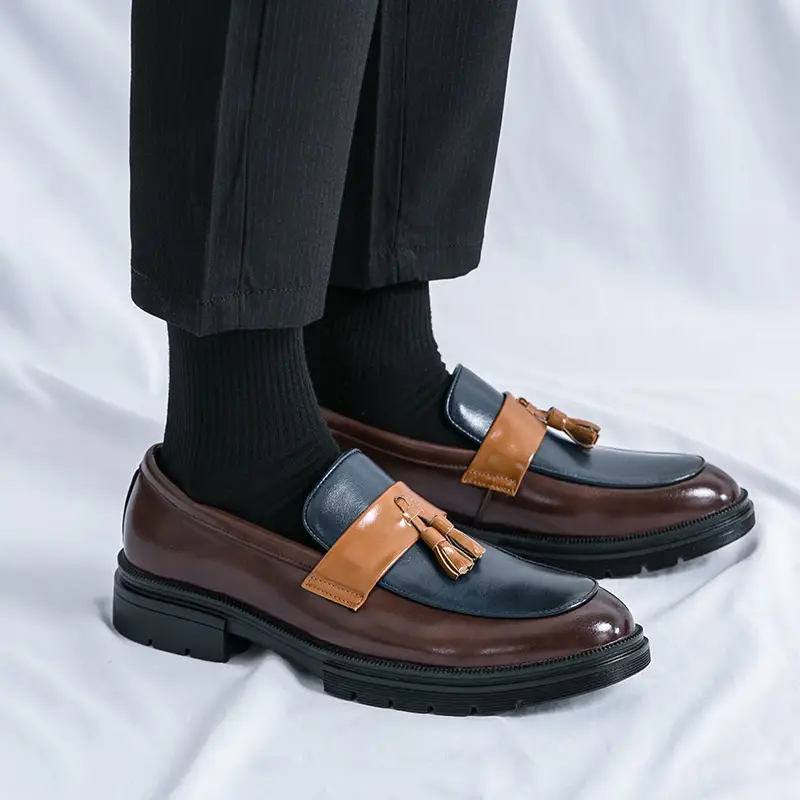 Mocassins classiques tendance pour hommes, similicuir, semelle en caoutchouc, semelle intérieure en EVA, style décontracté, bout rond, à enfiler, convient pour mariage, fête et usage quotidien, saisonnier toute l'année, bas, motif rayé, entretien doux 8 Mocassins classiques tendance pour hommes, similicuir, semelle en caoutchouc, semelle intérieure en EVA, style décontracté, bout rond, à enfiler, convient pour mariage, fête et usage quotidien, saisonnier toute l'année, bas, motif rayé, entretien doux – Image 7