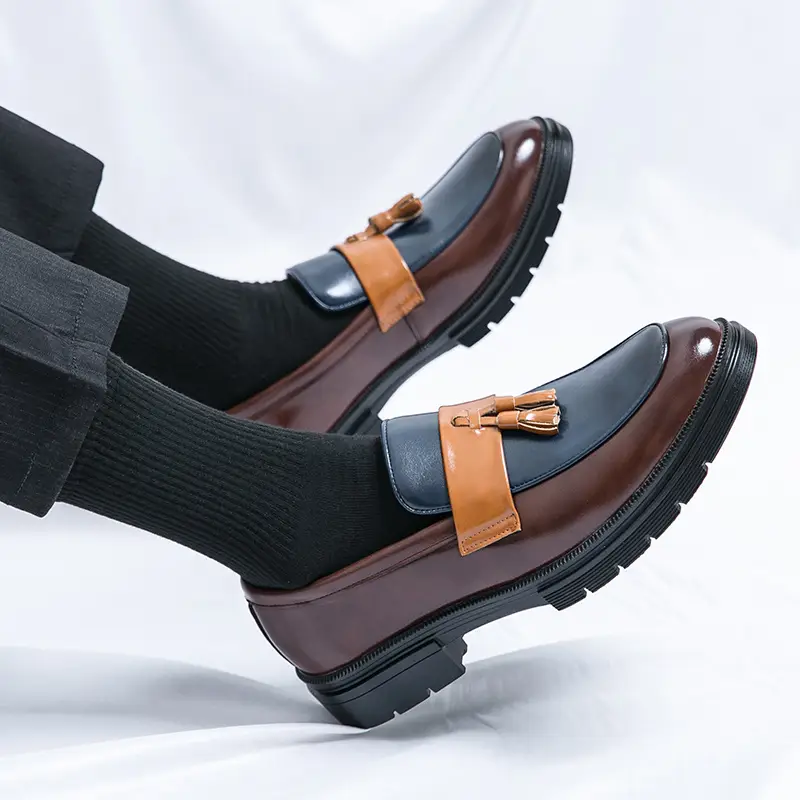 Mocassins classiques tendance pour hommes, similicuir, semelle en caoutchouc, semelle intérieure en EVA, style décontracté, bout rond, à enfiler, convient pour mariage, fête et usage quotidien, saisonnier toute l'année, bas, motif rayé, entretien doux 10 Mocassins classiques tendance pour hommes, similicuir, semelle en caoutchouc, semelle intérieure en EVA, style décontracté, bout rond, à enfiler, convient pour mariage, fête et usage quotidien, saisonnier toute l'année, bas, motif rayé, entretien doux – Image 9