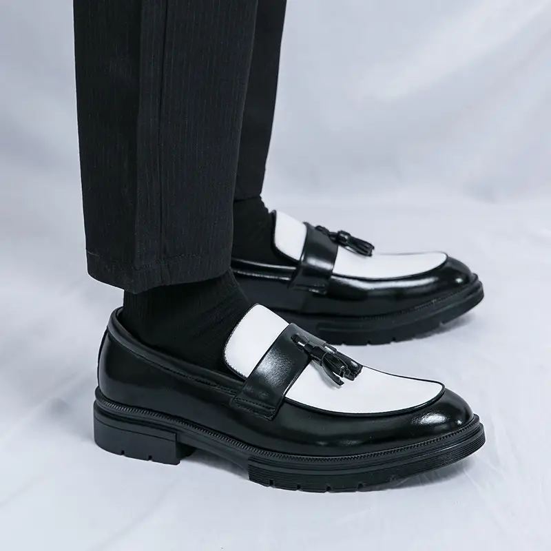 Mocassins classiques tendance pour hommes, similicuir, semelle en caoutchouc, semelle intérieure en EVA, style décontracté, bout rond, à enfiler, convient pour mariage, fête et usage quotidien, saisonnier toute l'année, bas, motif rayé, entretien doux 12 Mocassins classiques tendance pour hommes, similicuir, semelle en caoutchouc, semelle intérieure en EVA, style décontracté, bout rond, à enfiler, convient pour mariage, fête et usage quotidien, saisonnier toute l'année, bas, motif rayé, entretien doux – Image 11