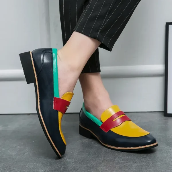 Mocassins classiques tendance pour hommes, similicuir, semelle en caoutchouc, semelle intérieure en EVA, coupe basse, bout rond, motif rayé, style décontracté, convient pour mariage, bureau et usage quotidien, saisonnier toute l'année – Image 5