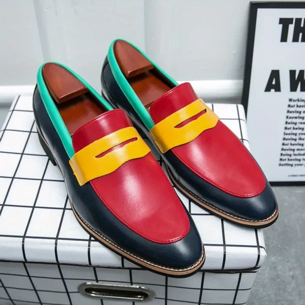 Mocassins classiques tendance pour hommes, similicuir, semelle en caoutchouc, semelle intérieure en EVA, coupe basse, bout rond, motif rayé, style décontracté, convient pour mariage, bureau et usage quotidien, saisonnier toute l'année