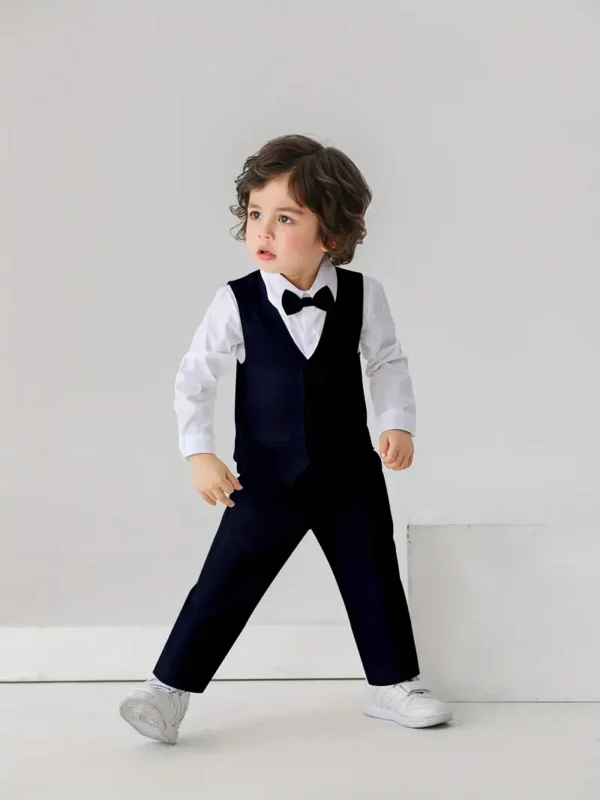 Tenue de gentleman 3 pièces pour bébé garçon Tenue de gentleman 3 pièces pour bébé garçon, ensemble chemise à nœud papillon, gilet et pantalon de costume, tenue de soirée pour photographie, fête d'anniversaire, vêtements pour bébés et tout-petits, tissu d'extérieur 1 novembre 2024 Kotazando