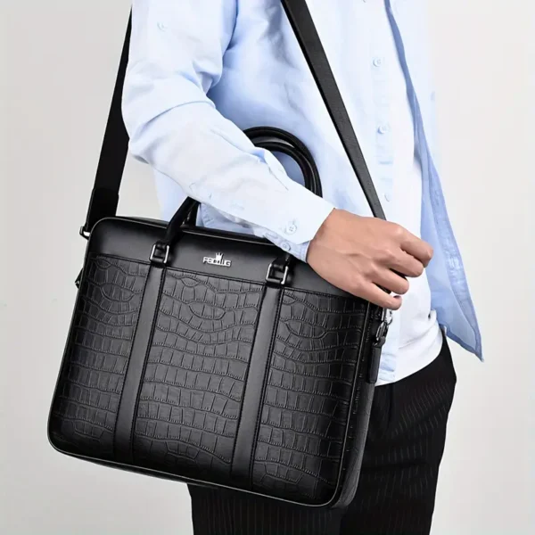 HUABUPS Mallette en similicuir noir pour homme, Grande capacité, motif crocodile, sac d'affaires avec bandoulière réglable, convient pour ordinateur portable de 14 pouces, idéal pour le bureau et les déplacements quotidiens – Image 4