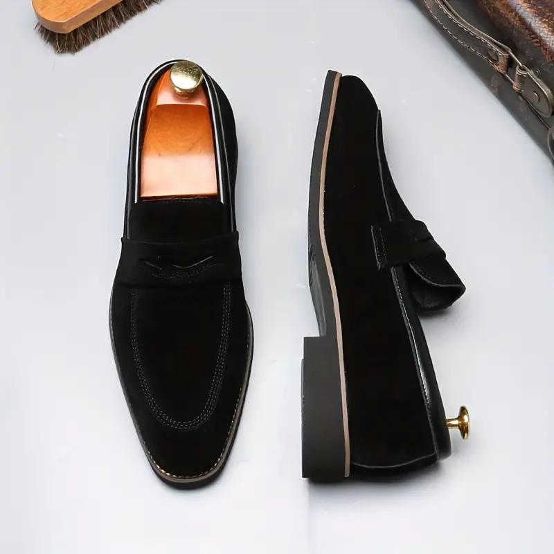 Mocassins classiques en similicuir dain pour homme, Chaussures habillées décontractées à enfiler avec bout pointu, couleur unie, confort toutes saisons, entretien facile à sec 5 Mocassins classiques en similicuir dain pour homme, Chaussures habillées décontractées à enfiler avec bout pointu, couleur unie, confort toutes saisons, entretien facile à sec – Image 4