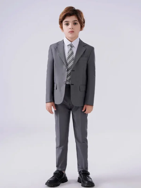 Tenue de gentleman formelle 2 pièces pour garçons Tenue de gentleman formelle 2 pièces pour garçons, robe blazer à manches longues et pantalon, ensemble de vêtements pour garçons pour la compétition, la performance, le mariage, le banquet, la robe d'extérieur novembre 13, 2024 Kotazando