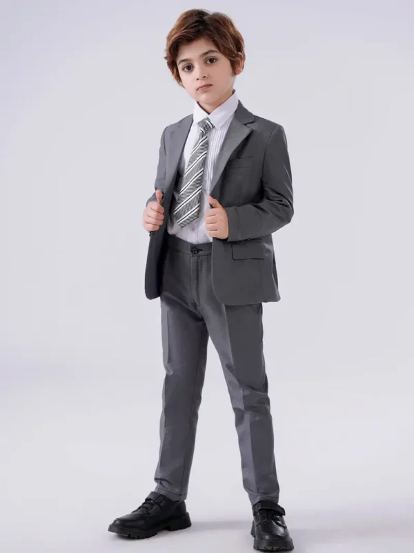 Tenue de gentleman formelle 2 pièces pour garçons Tenue de gentleman formelle 2 pièces pour garçons, robe blazer à manches longues et pantalon, ensemble de vêtements pour garçons pour la compétition, la performance, le mariage, le banquet, la robe d'extérieur novembre 13, 2024 Kotazando