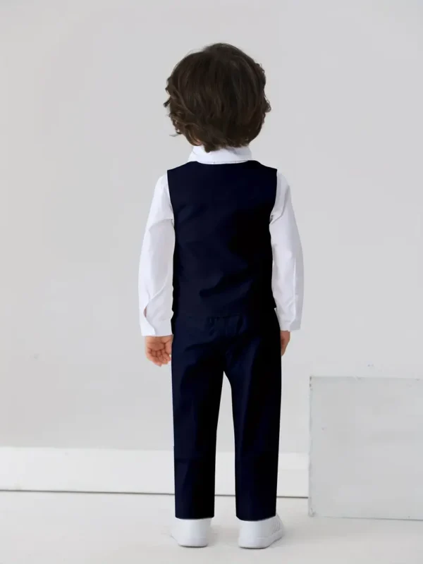 Tenue de gentleman 3 pièces pour bébé garçon Tenue de gentleman 3 pièces pour bébé garçon, ensemble chemise à nœud papillon, gilet et pantalon de costume, tenue de soirée pour photographie, fête d'anniversaire, vêtements pour bébés et tout-petits, tissu d'extérieur 1 novembre 2024 Kotazando