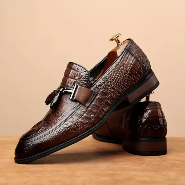 Mocassins en similicuir à motif crocodile pour homme, Chaussures décontractées à enfiler avec bout pointu, chaussures habillées à semelle en caoutchouc toutes saisons pour mariage et usage quotidien – Image 7