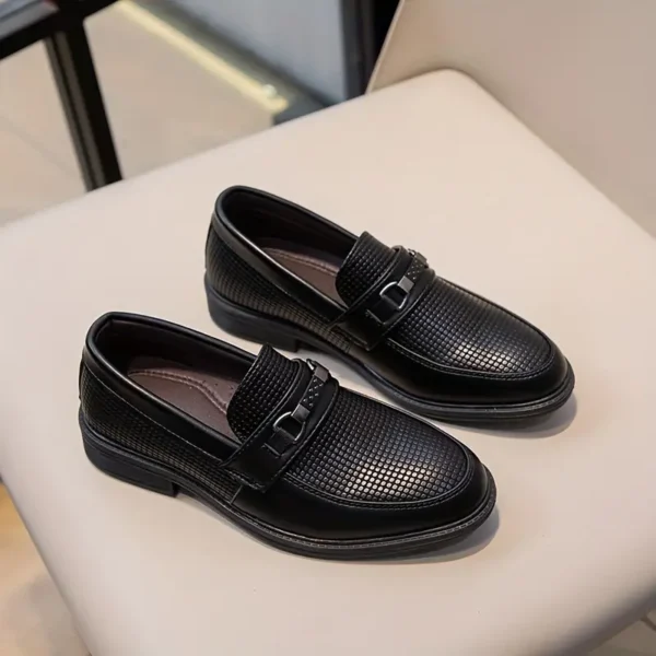 Chaussures décontractées à enfiler de couleur unie pour garçons, chaussures habillées confortables et antidérapantes pour spectacle, fête, école – Image 2