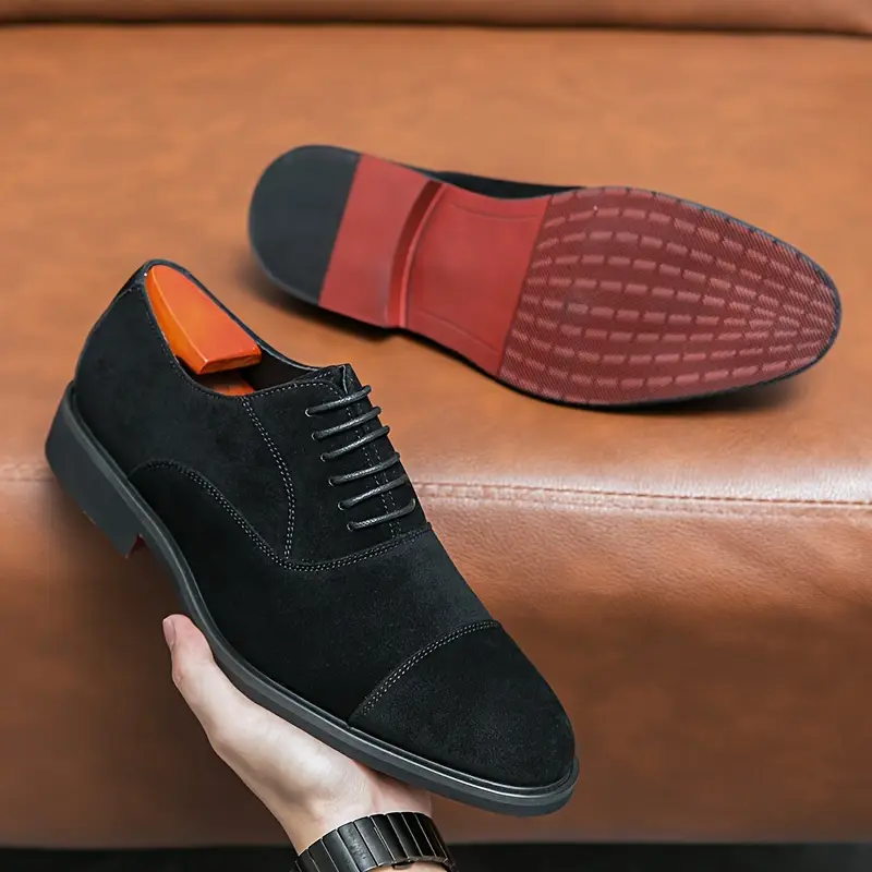 Chaussures Oxford tendance de style britannique pour hommes, Similicuir élégant et durable avec semelle en caoutchouc pour les affaires et les tenues décontractées 10 Chaussures Oxford tendance de style britannique pour hommes, Similicuir élégant et durable avec semelle en caoutchouc pour les affaires et les tenues décontractées – Image 9