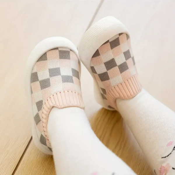 Chaussures décontractées confortables à carreaux pour bébés garçons Chaussures décontractées confortables à carreaux pour bébés garçons, chaussures de marche légères et respirantes pour l'intérieur et l'extérieur 3 novembre 2024 Kotazando