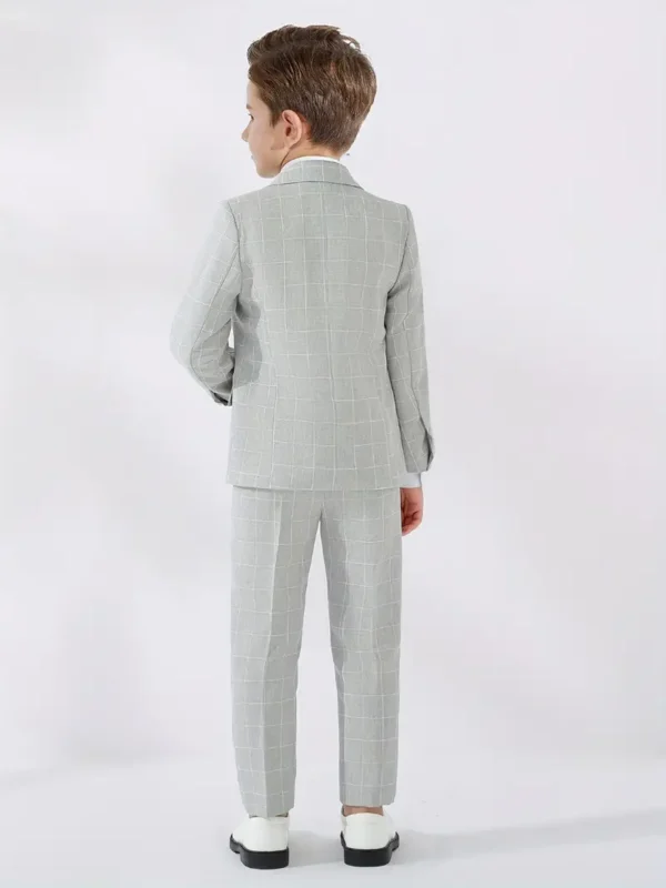 Tenue de gentleman formelle à carreaux 3 pièces pour garçons Tenue de gentleman formelle à carreaux 3 pièces pour garçons, blazer à manches longues, nœud papillon et pantalon, ensemble de vêtements pour enfants pour la compétition, la performance, le mariage, le banquet, l'extérieur 13 novembre 2024 Kotazando