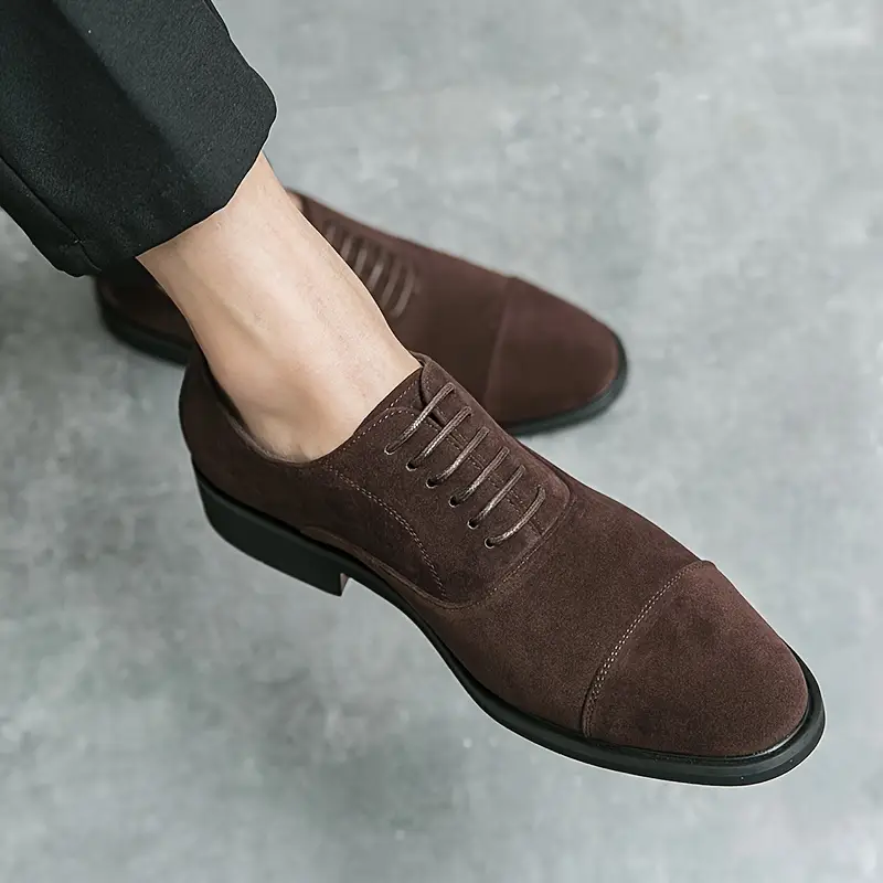 Chaussures Oxford tendance de style britannique pour hommes, Similicuir élégant et durable avec semelle en caoutchouc pour les affaires et les tenues décontractées 8 Chaussures Oxford tendance de style britannique pour hommes, Similicuir élégant et durable avec semelle en caoutchouc pour les affaires et les tenues décontractées – Image 7