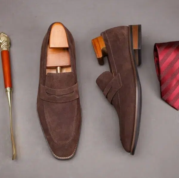 Mocassins pour hommes, chaussures décontractées de style britannique, en daim, confortables, respirantes, antidérapantes, à enfiler, classiques, pour le quotidien, grandes tailles – Image 3