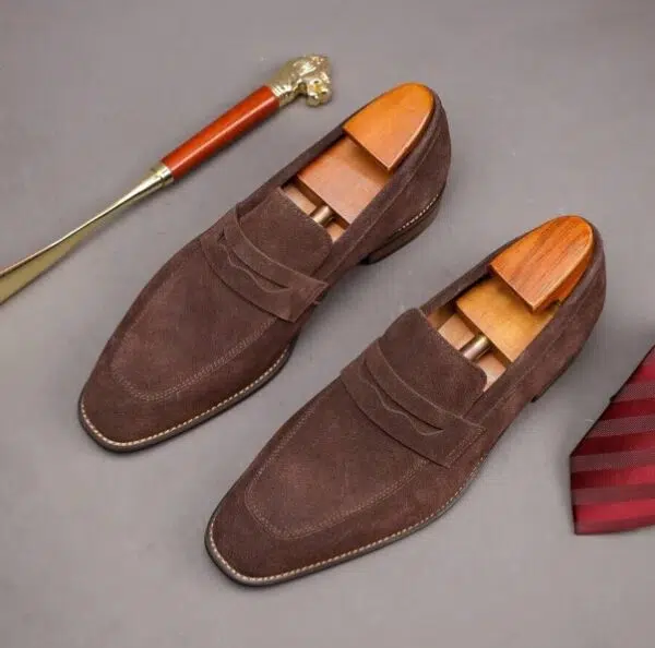 Mocassins pour hommes, chaussures décontractées de style britannique, en daim, confortables, respirantes, antidérapantes, à enfiler, classiques, pour le quotidien, grandes tailles – Image 4