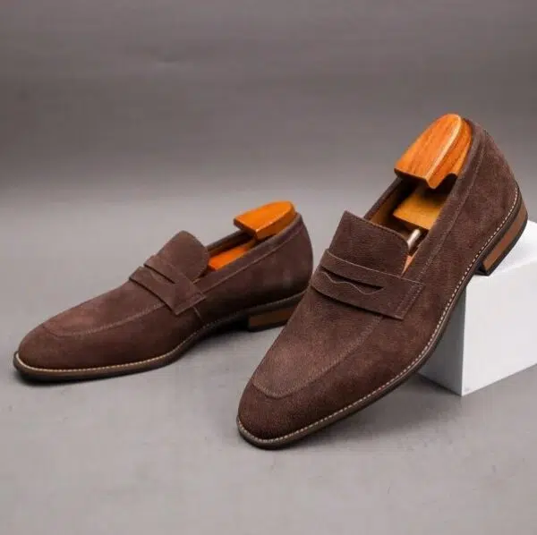 Mocassins pour hommes, chaussures décontractées de style britannique, en daim, confortables, respirantes, antidérapantes, à enfiler, classiques, pour le quotidien, grandes tailles – Image 7