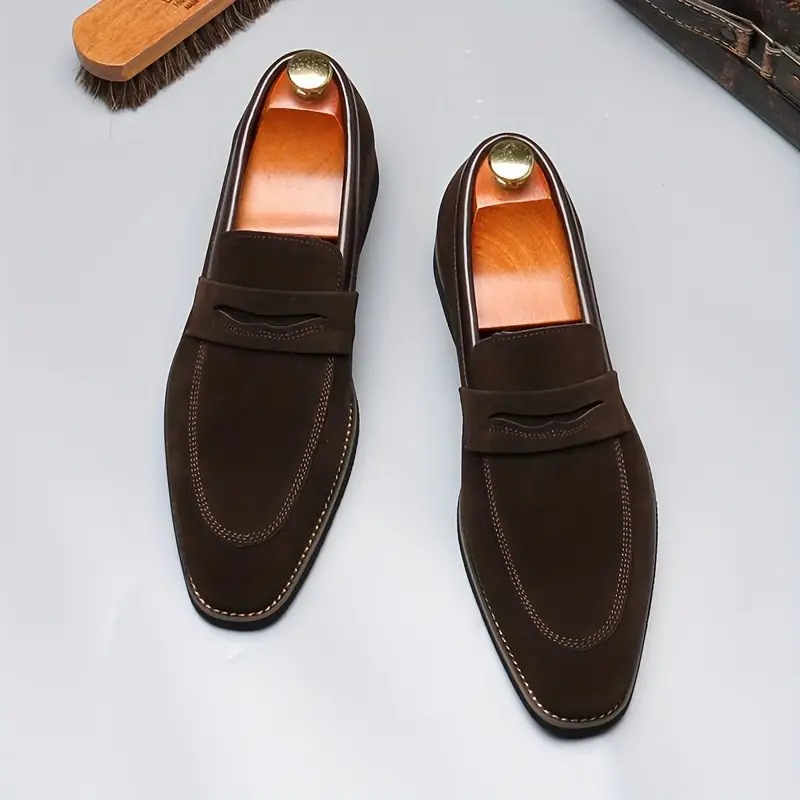 Mocassins classiques en similicuir dain pour homme, Chaussures habillées décontractées à enfiler avec bout pointu, couleur unie, confort toutes saisons, entretien facile à sec 11 Mocassins classiques en similicuir dain pour homme, Chaussures habillées décontractées à enfiler avec bout pointu, couleur unie, confort toutes saisons, entretien facile à sec – Image 10