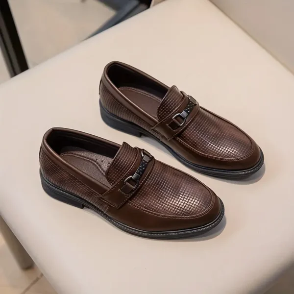 Chaussures décontractées à enfiler de couleur unie pour garçons, chaussures habillées confortables et antidérapantes pour spectacle, fête, école – Image 10