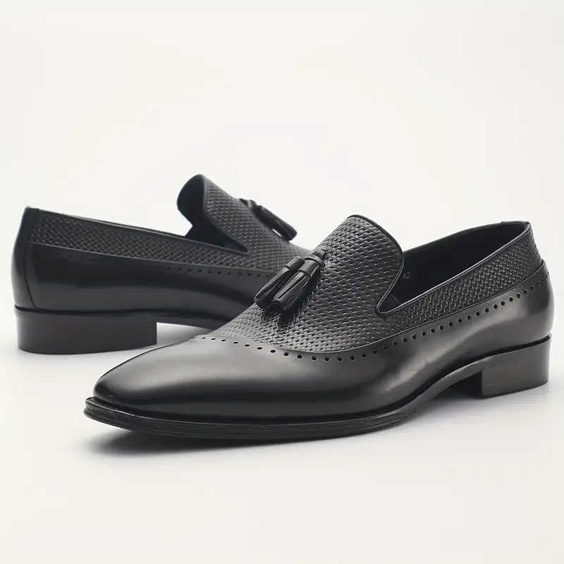 Mocassins à pampilles de couleur unie pour hommes, chaussures habillées confortables et antidérapantes en cuir de vachette pleine fleur, chaussures de bureau pour hommes 2 Mocassins à pampilles de couleur unie pour hommes, chaussures habillées confortables et antidérapantes en cuir de vachette pleine fleur, chaussures de bureau pour hommes