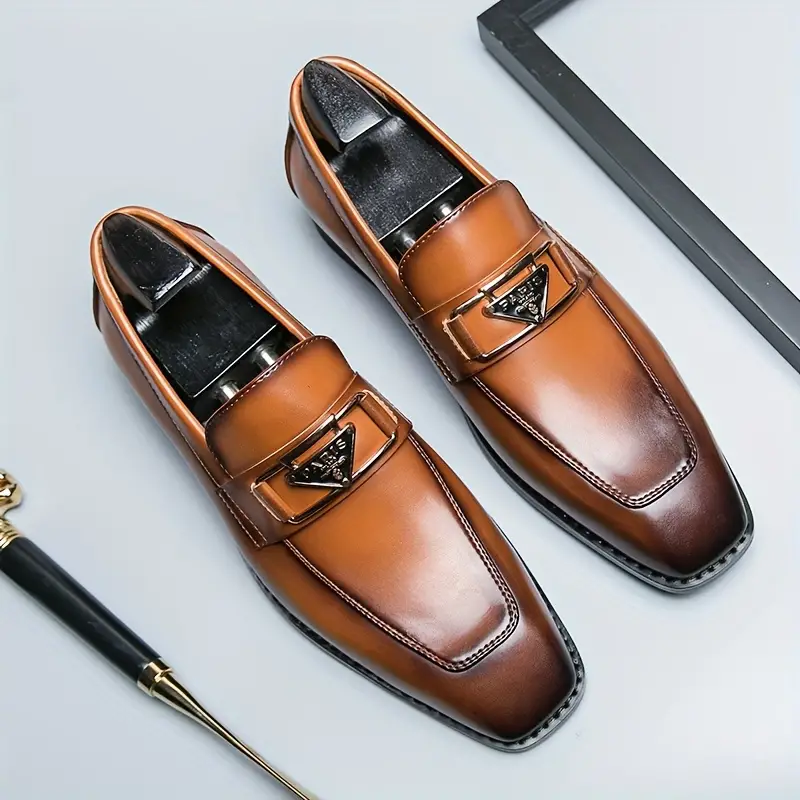 Mocassins élégants de style britannique pour hommes avec boucle triangulaire, Parfaits pour les affaires, les tenues décontractées et les mariages 10 Mocassins élégants de style britannique pour hommes avec boucle triangulaire, Parfaits pour les affaires, les tenues décontractées et les mariages – Image 9