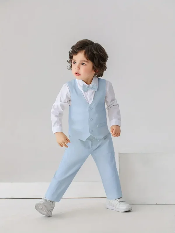 Ensemble 3 pièces pour bébé bleu ciel Ensemble 3 pièces pour bébé bleu ciel, chemise à nœud papillon, gilet et pantalon, tenue de soirée pour discours, fête d'anniversaire, vêtements pour garçon, tissu d'extérieur 1 novembre 2024 Kotazando