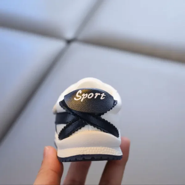Chaussures décontractées antidérapantes, à semelle souple adaptées à l'extérieur et à l'intérieur, au printemps et à l'automne pour les garçons et les filles âgés de 1 à 3 ans – Image 2