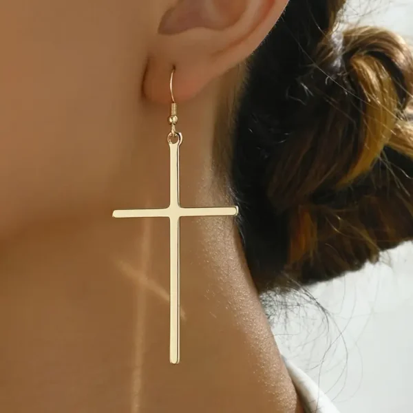 1 paire de boucles d'oreilles en forme de croix exagérées, légères, luxueuses – Image 4