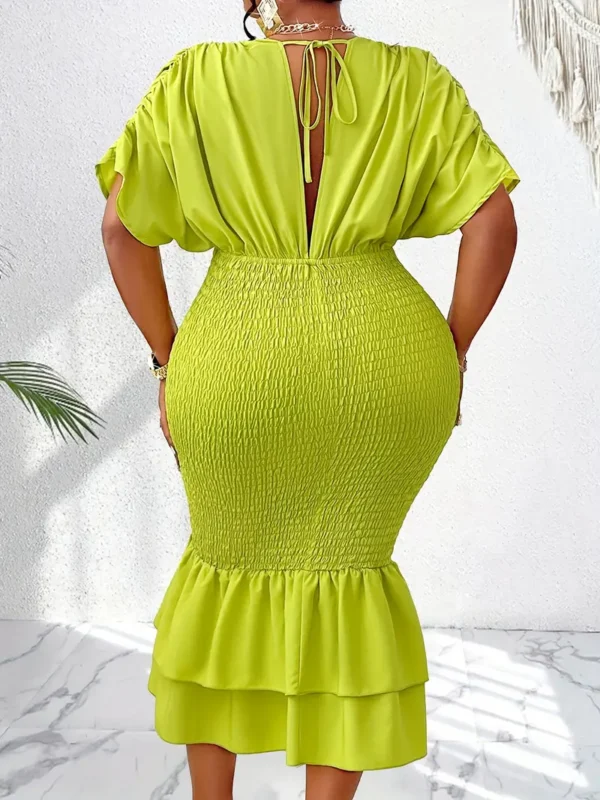 Robe élégante à col en V grande taille pour femme - Image 3