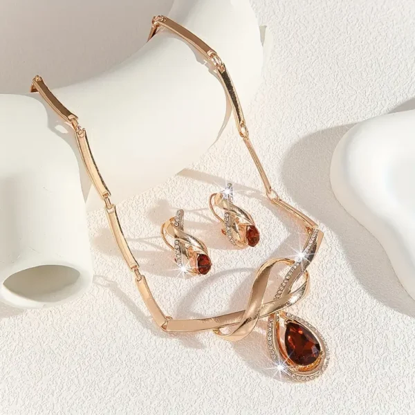 Parure de bijoux Claddagh plaquée or 14 carats avec éléments en verre de pierre de naissance d'octobre – Image 2