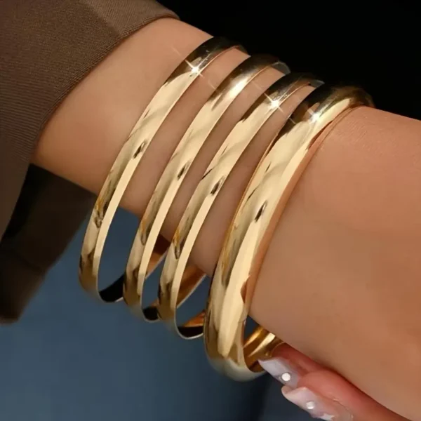 Lot de 4 bracelets joncs en fer de style vintage pour femme, Polyvalents à porter au quotidien