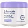 Crème corporelle aqueuse Johnson's Soin du corps Hydratation 24 heures Vitamine E 350 ml