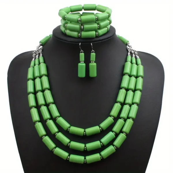 Ensemble de bijoux en résine avec collier multicouches et boucles d'oreilles et bracelet en perles rouges de style bohème – Image 8