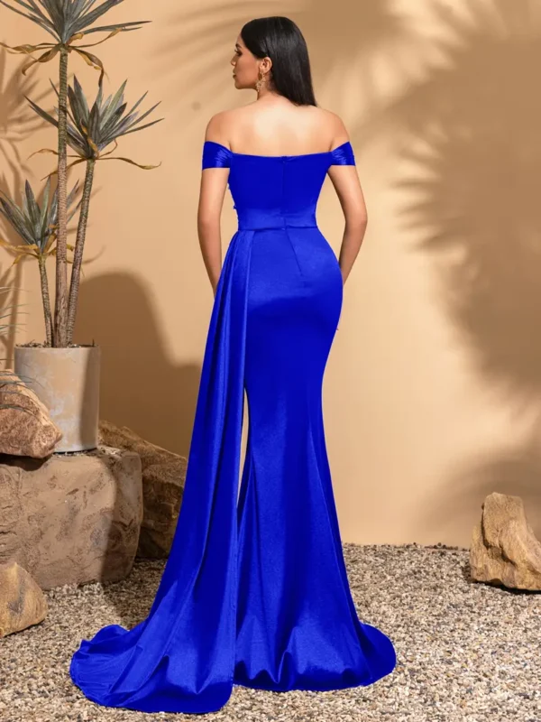 Robe élégante en satin bleu royal à épaules dénudées avec ornements en perles et banderoles latérales froncées, robe de soirée à ourlet fendu pour femme - Image 6