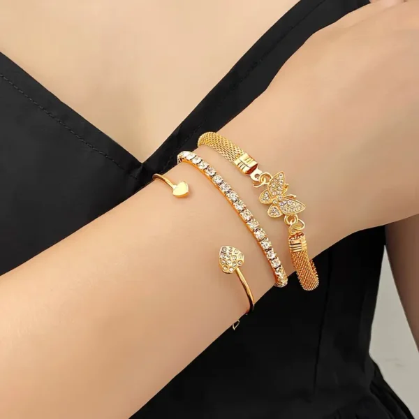 Ensemble de 3 bracelets scintillants en forme de cœur et de papillon, style simple et tendance - Image 7