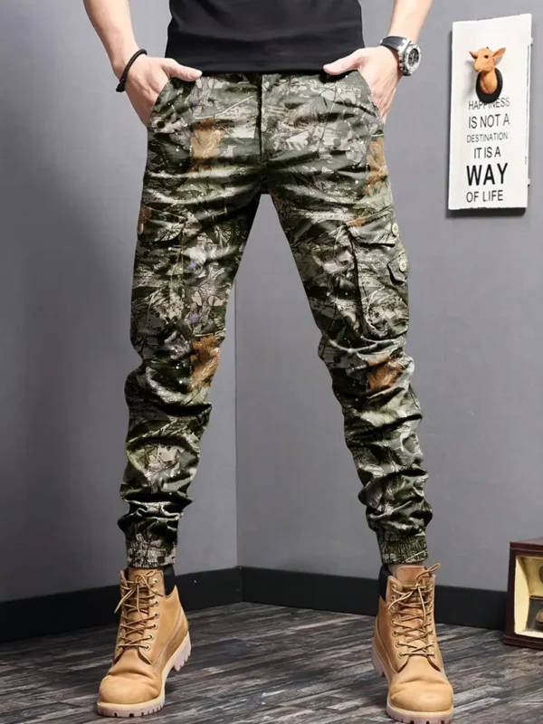Pantalon cargo imprimé camouflage, pantalon ample 100 % polyester, style urbain, avec plusieurs poches, pour un week-end décontracté, tissu tissé toutes saisons, pantalon grande taille – Image 2