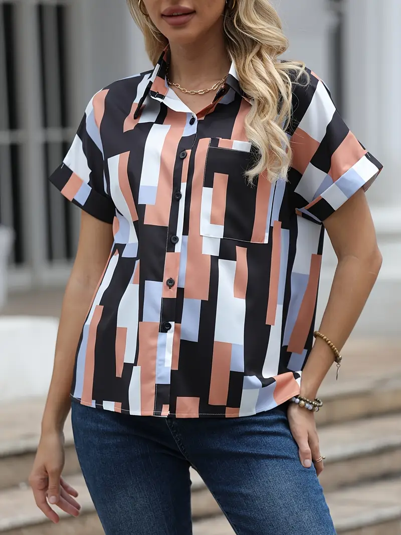 Chemise élégante imprimée à manches courtes et col pour femme 4 Chemise élégante imprimée à manches courtes et col pour femme – Image 3